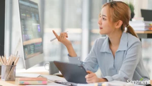 Best HR Web Portal Solutions For Mid-Sized Companies (And Why They Stand Out)